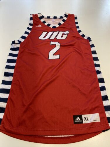 Game Worn Used Jersey UIC Flames Illinois Chicago Mens XL #2 Santos